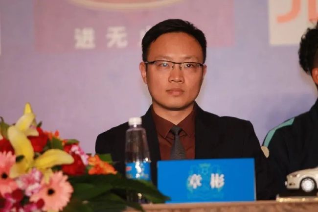 那不勒斯和巴萨最近的一场比赛是在2021-22赛季的欧联杯淘汰赛附加赛。